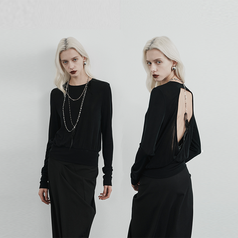 A KIND EGO海妖羽翼链条露背上衣 Y120