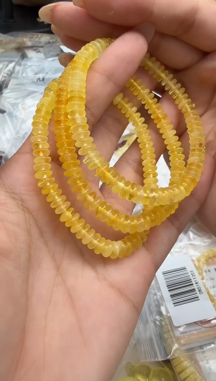 未镶嵌琥珀裸石随机一条