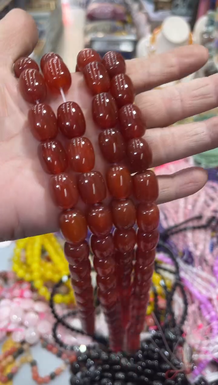未镶嵌玛瑙/玉髓珠宝半成品一条