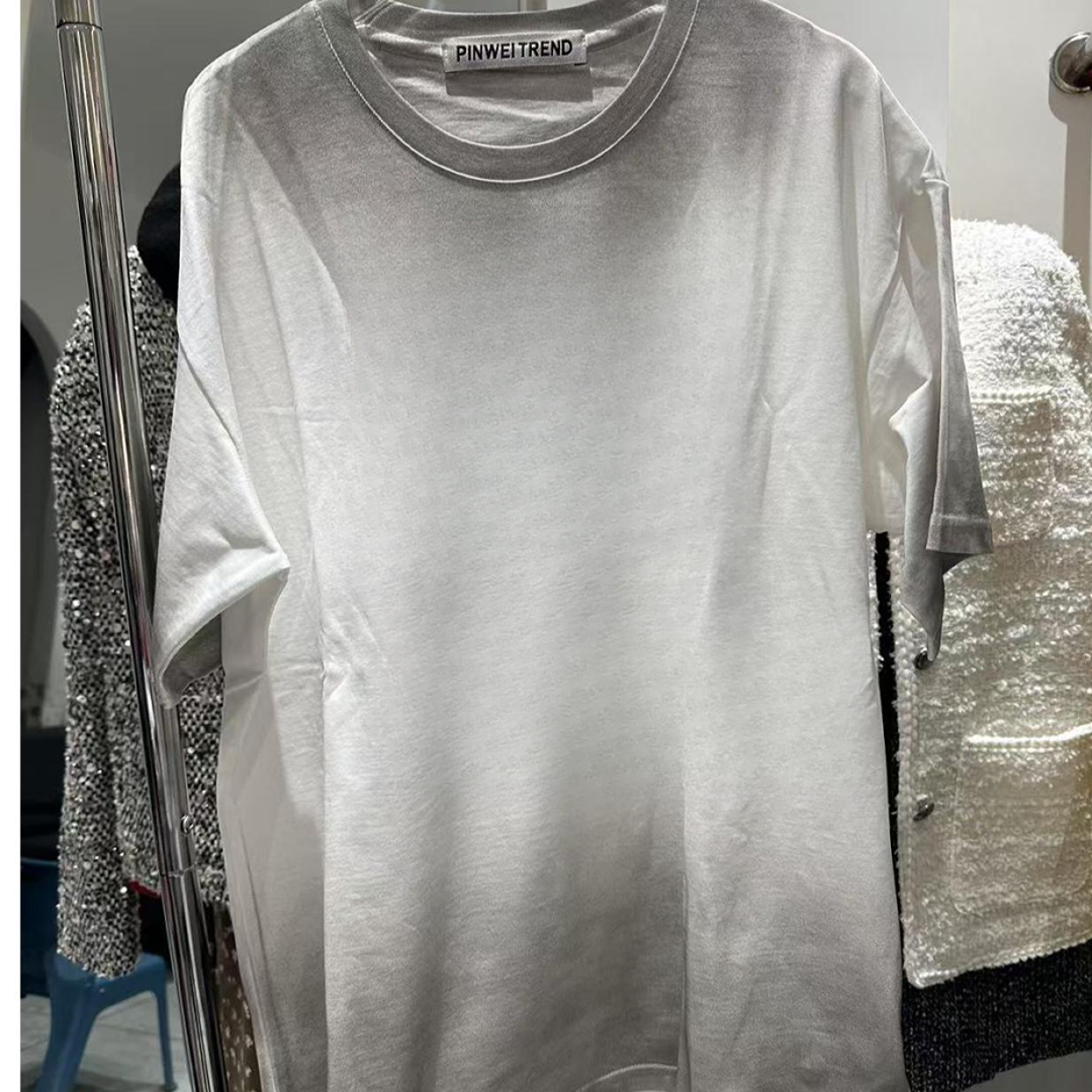 时尚百搭春季新款孤品t恤