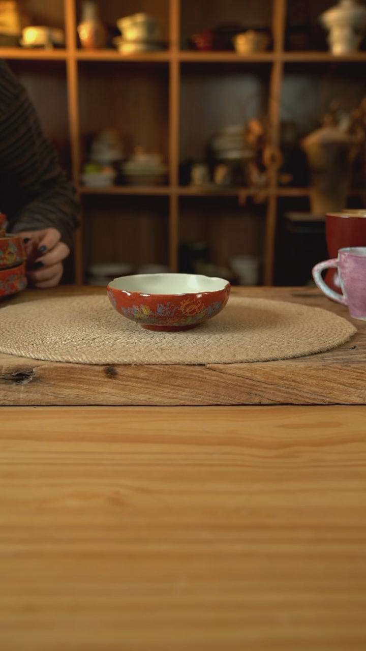 敦煌点彩系列的5英寸手捏花边茶碗1个
