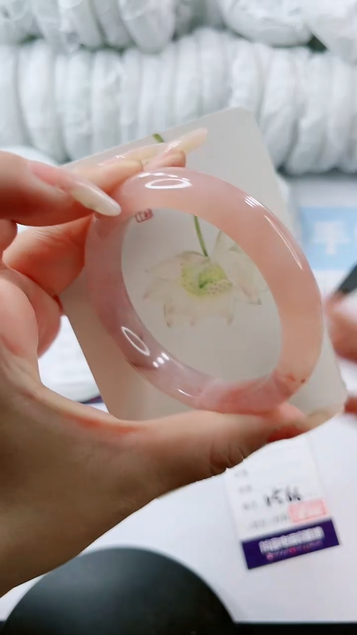 【闪购商品】石英质玉手镯未镶嵌多样性发货V566