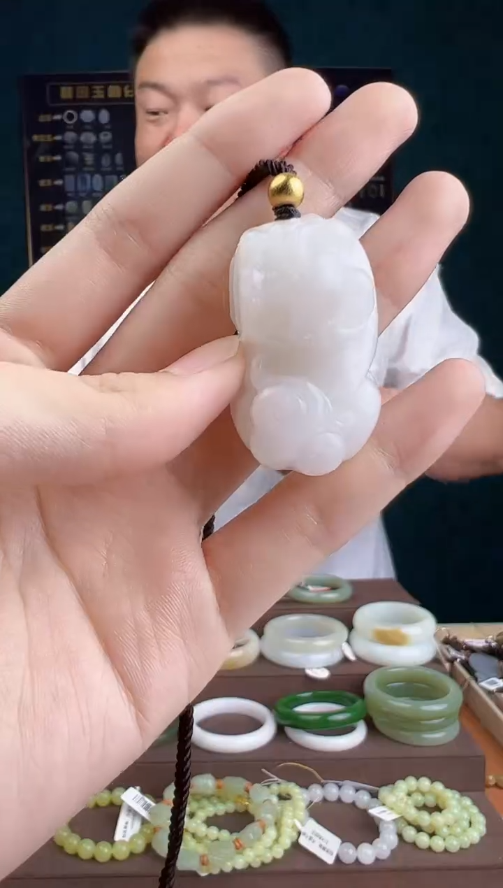 和田玉未镶嵌颈饰多样性发货 拍一单发一个