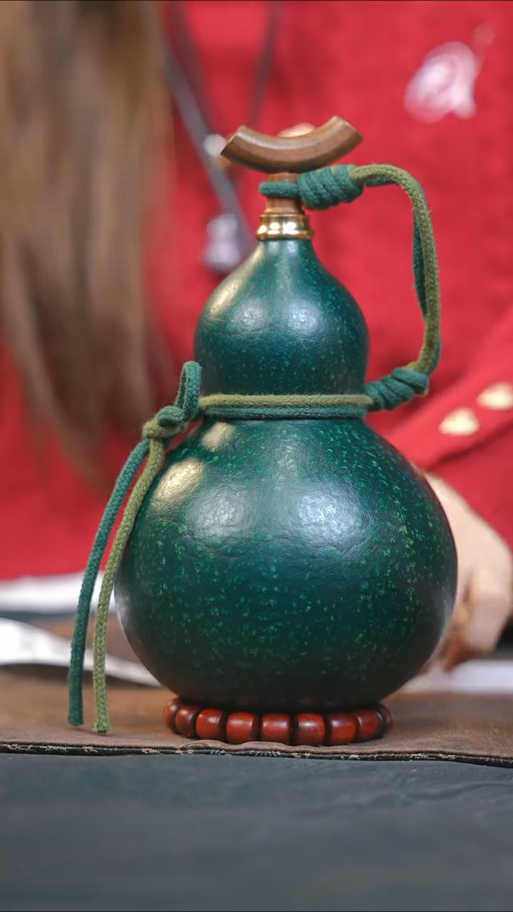 【闪购商品】WP363大漆酒葫芦不包手串及旋转底座