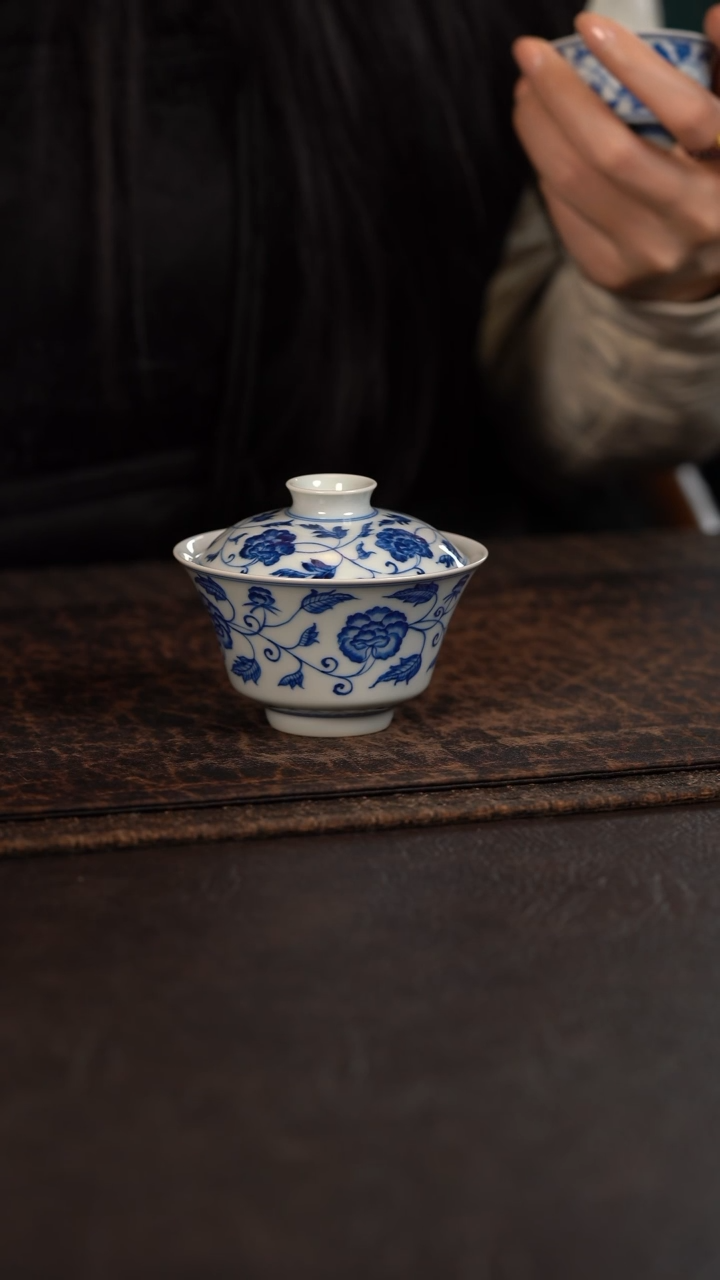 【闪购商品】杯聚澜堂缠枝牡丹马蹄盖碗