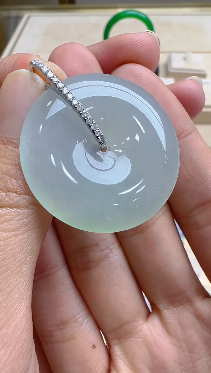 【闪购商品】翡翠吊坠(不含链)18K金镶嵌多样性团购发一件
