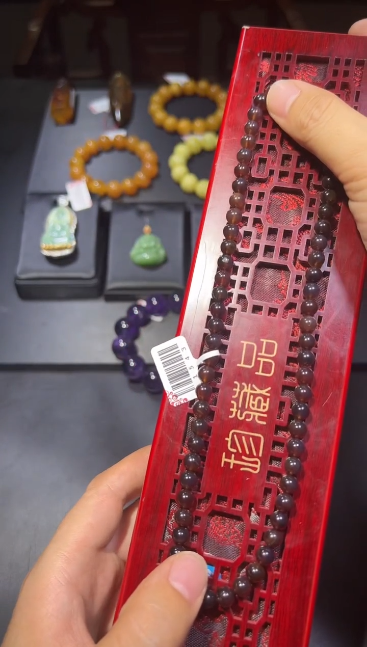 未镶嵌颈饰琥珀6 琥珀