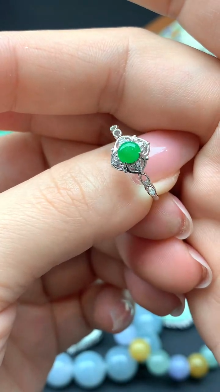 【闪购商品】翡翠戒指18K金镶嵌133-天然翡翠