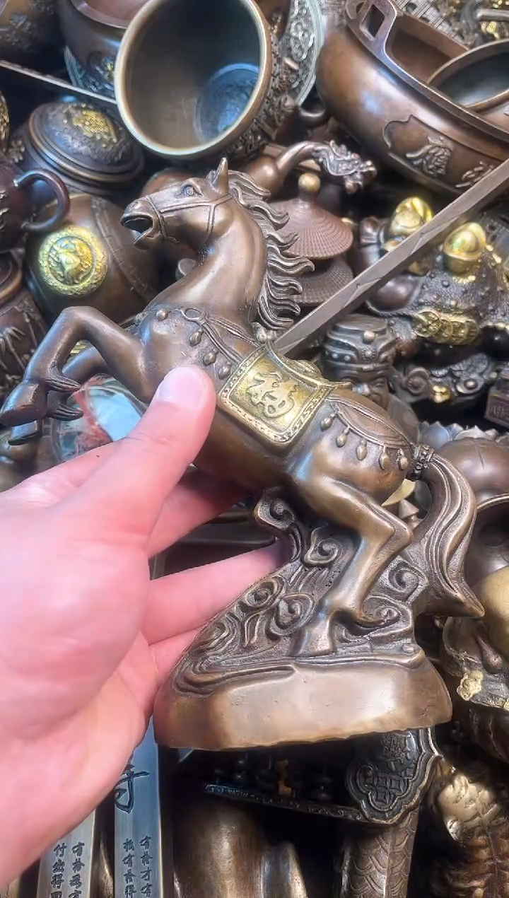 精美铜器点击下单