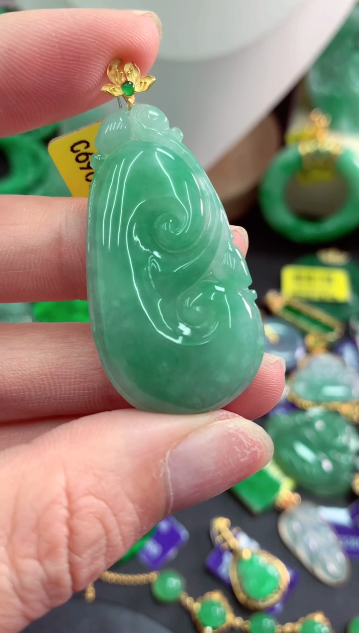 吊坠(不含链)18K金镶嵌翡翠缅甸翡翠挂件