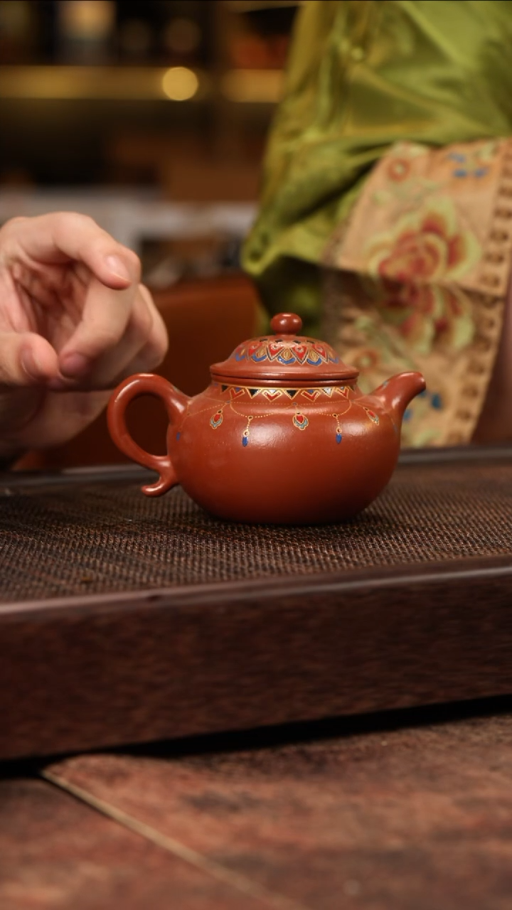茶壶紫砂朱泥珐琅莲子壶