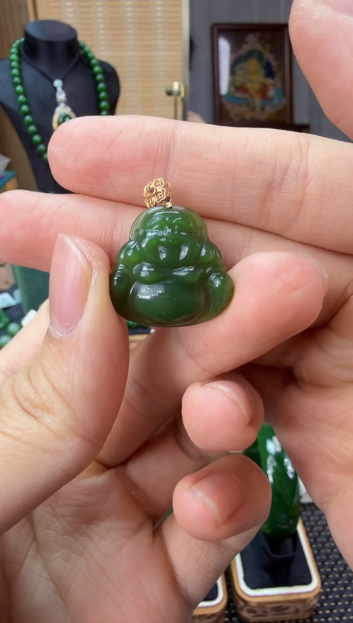 【闪购商品】和田玉（碧玉）吊坠(赠链)18K金镶嵌