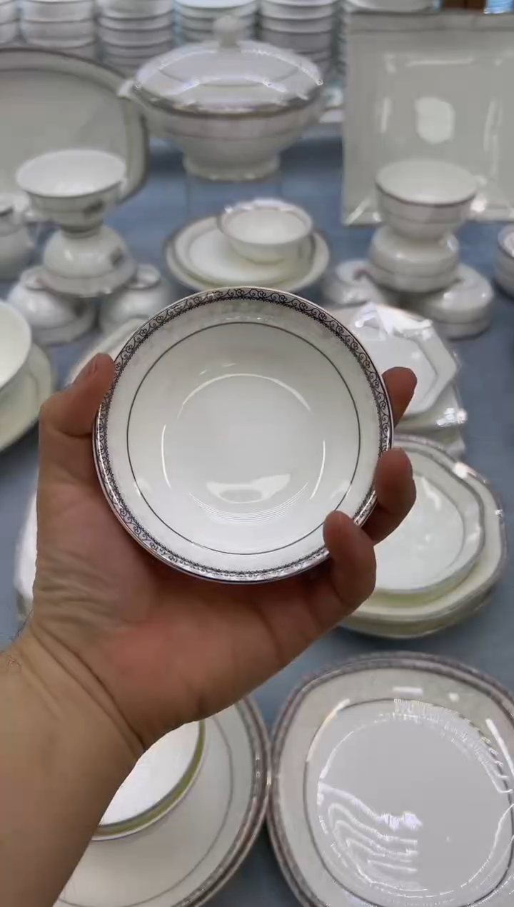 骨瓷玲珑4碟6个  