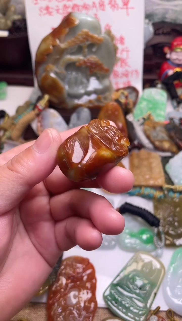 颈饰未镶嵌翡翠钟馗