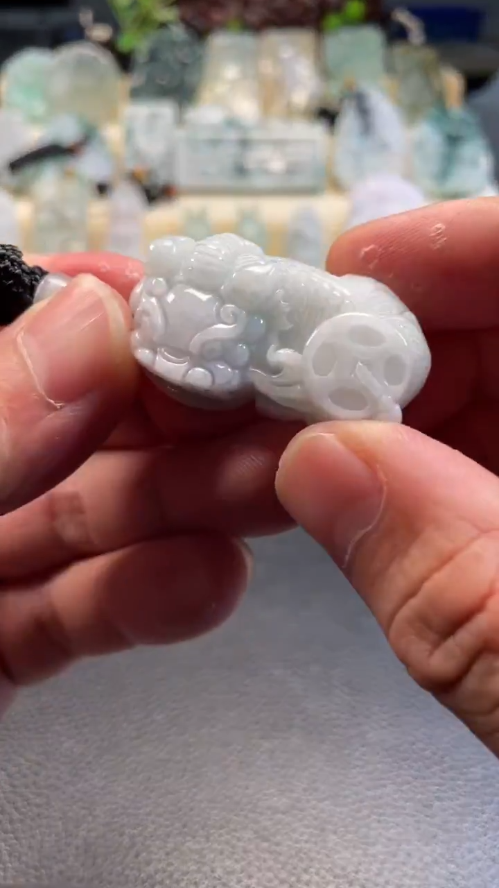 颈饰未镶嵌翡翠11/06/121