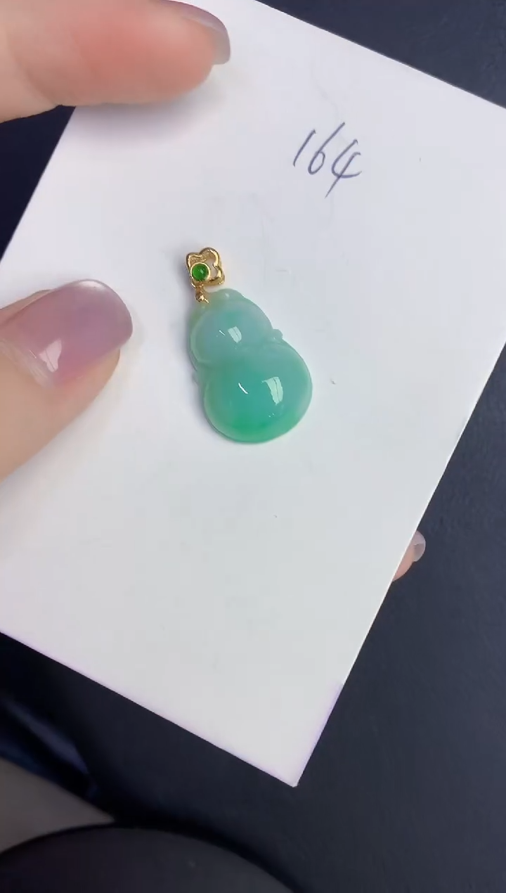 颈饰未镶嵌翡翠缅甸天然翡翠A货