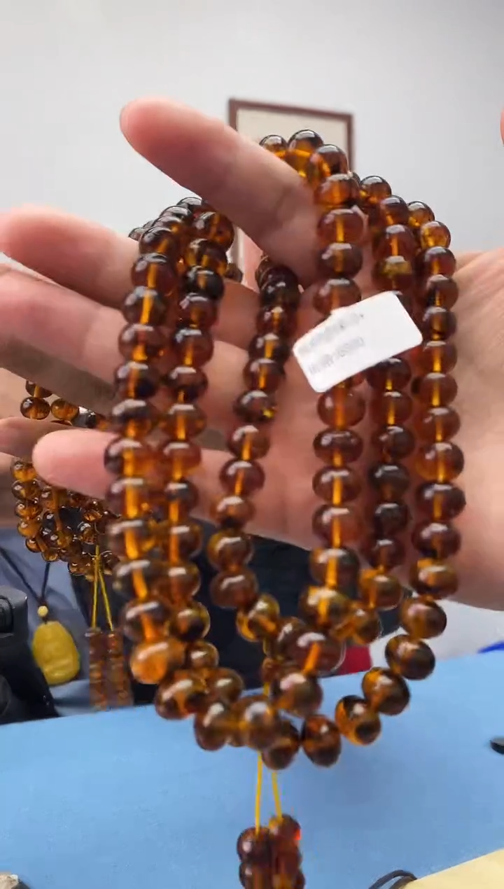 琥珀未镶嵌珠宝奇石假一罚十，多样性发一件010