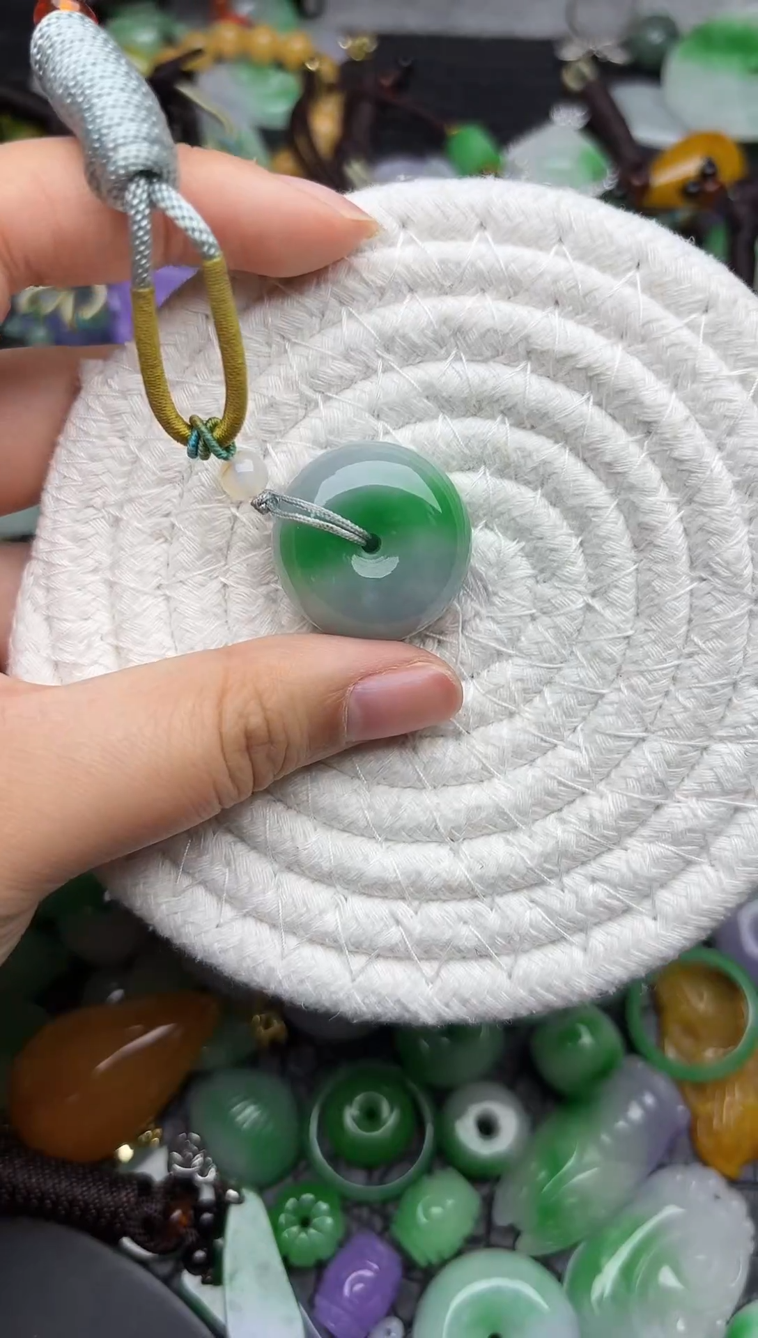 颈饰未镶嵌翡翠缅甸翡翠吊坠