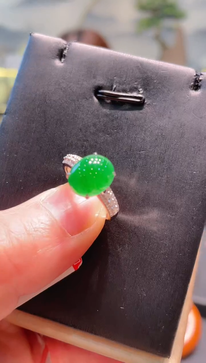 【闪购商品】翡翠颈饰18K金镶嵌天然A货翡翠A34