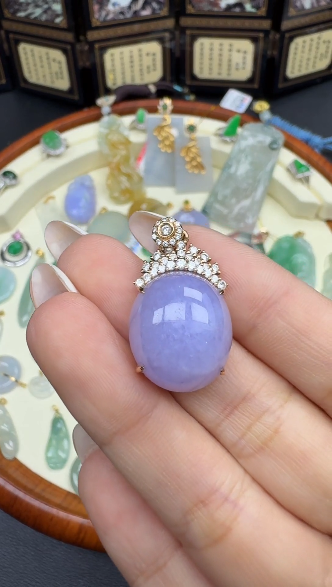 吊坠(赠链)18K金镶嵌翡翠5800