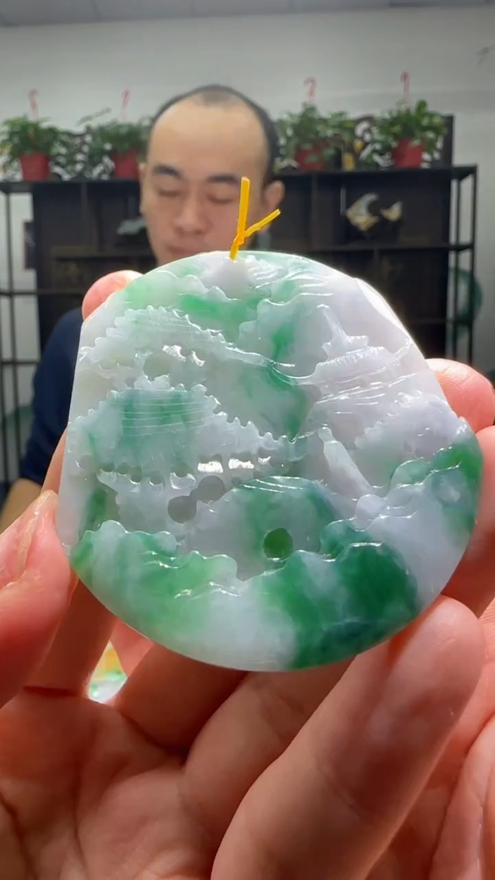 【闪购商品】翡翠颈饰未镶嵌天然翡翠A货吊坠