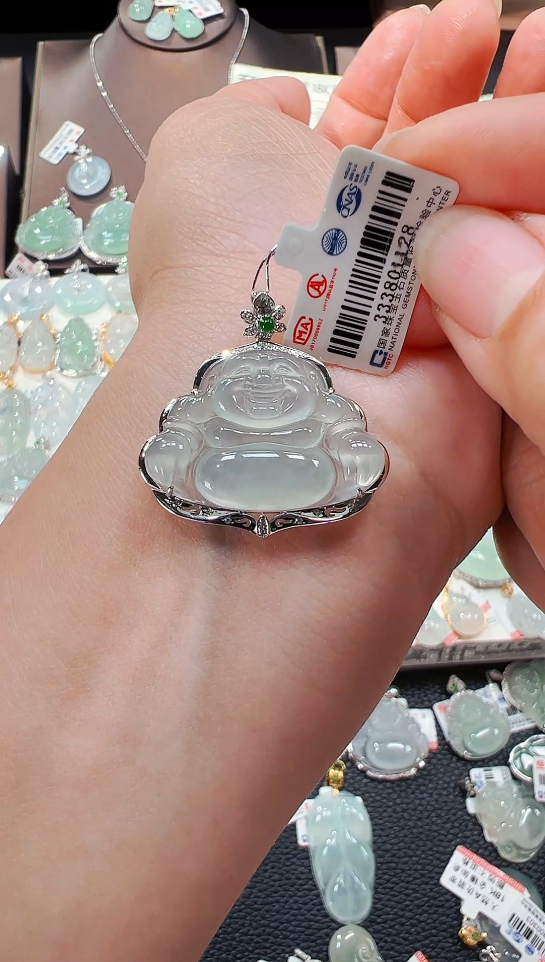 【闪购商品】翡翠吊坠(不含链)18K金镶嵌佛公吊坠1128