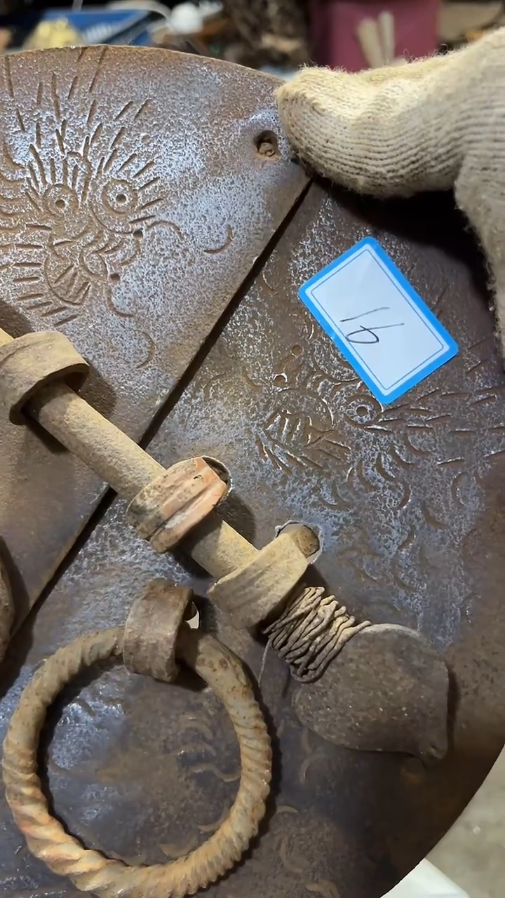 小**T隆江直播新人带货