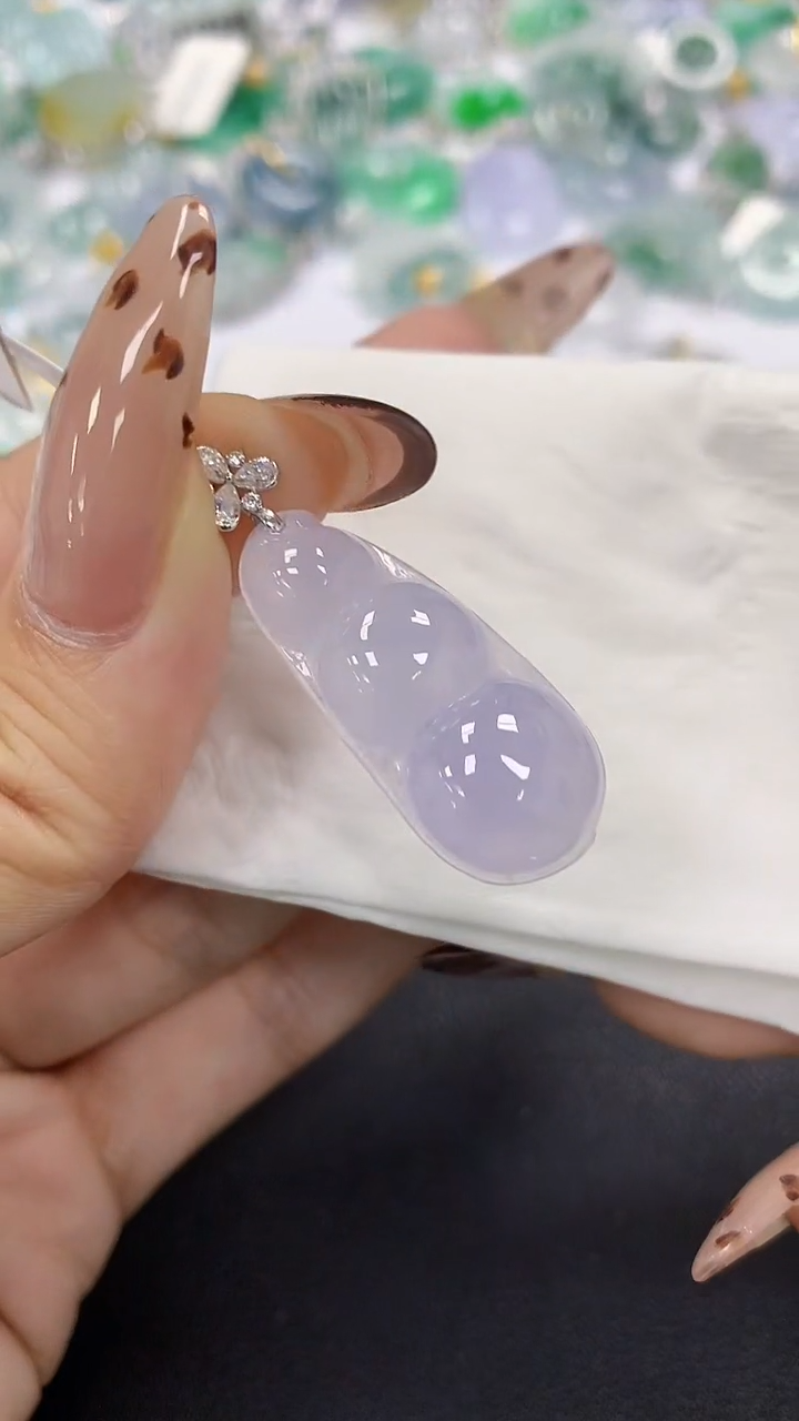 颈饰18K金镶嵌翡翠a货假一赔三支持复检百元上9元证书费自理