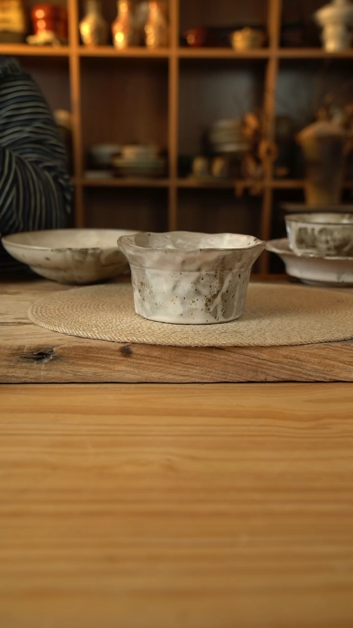 119奶咖色系列的手捏酸奶桶1个