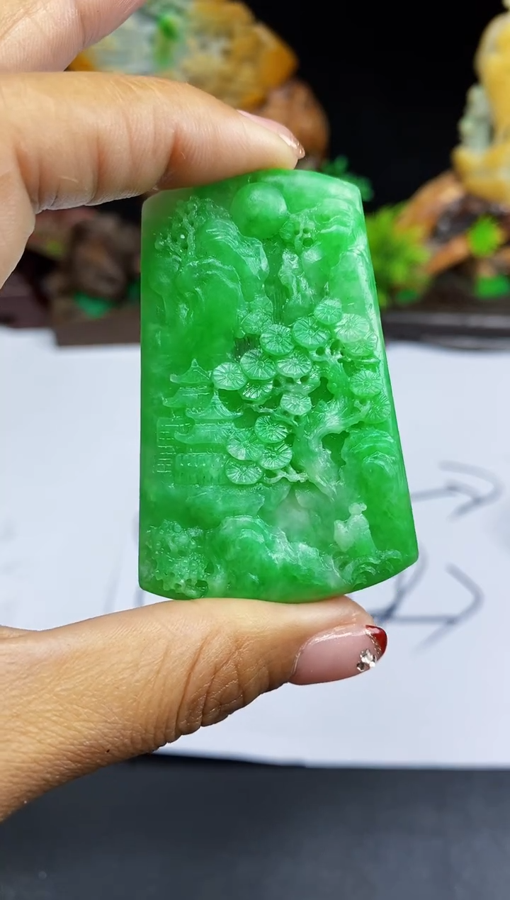 【闪购商品】翡翠颈饰未镶嵌翡翠A货