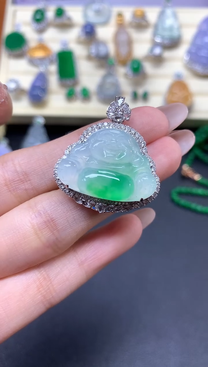 【闪购商品】翡翠吊坠(不含链)18K金镶嵌吊坠|18250+1825