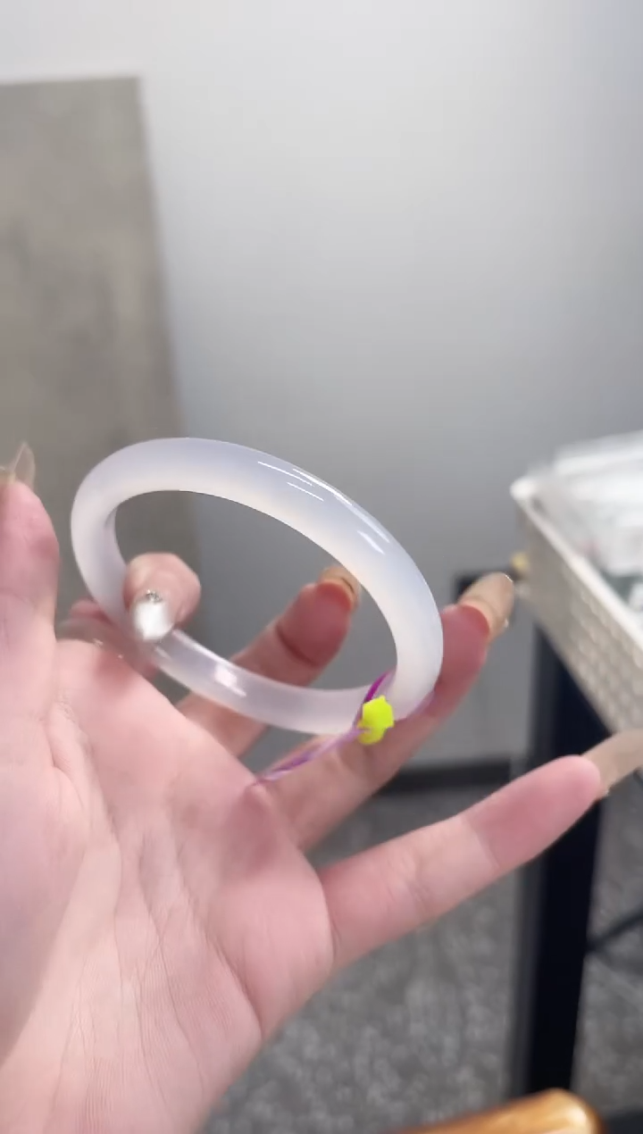 【闪购商品】玛瑙/玉髓手镯未镶嵌57-58圈需要包容