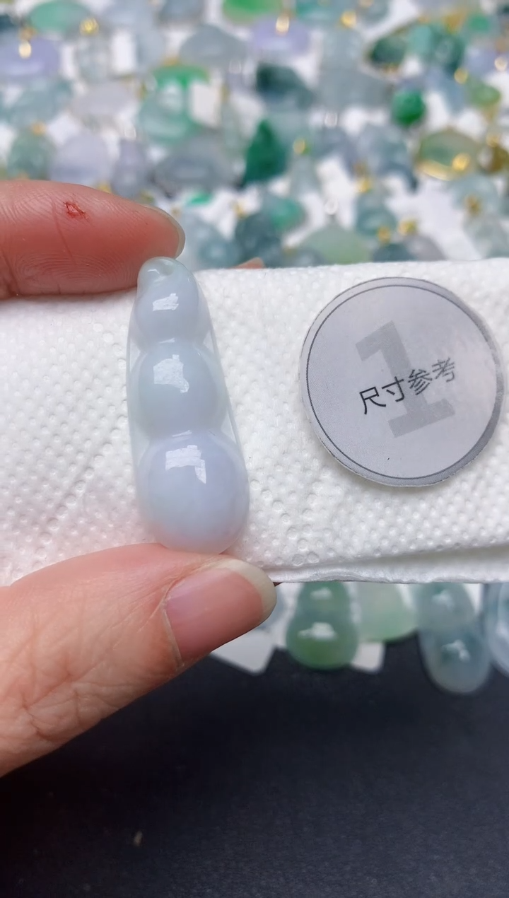 颈饰未镶嵌翡翠天然缅甸A货翡翠