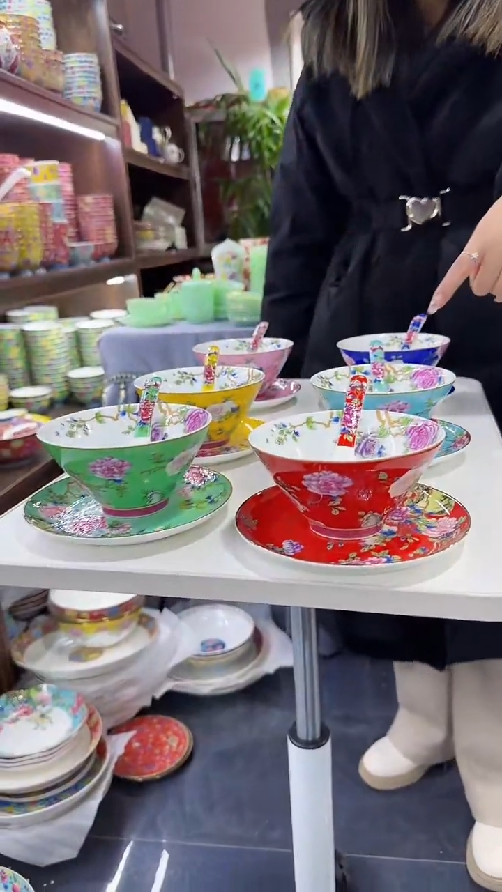 【闪购商品】瓷片6英寸骨碟6勺6碗景德镇陶瓷