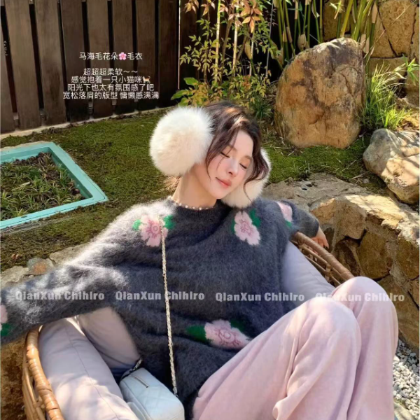 3511-1【九炫女装时尚】解语花~冬季新款高级感圆领拉绒工艺上衣