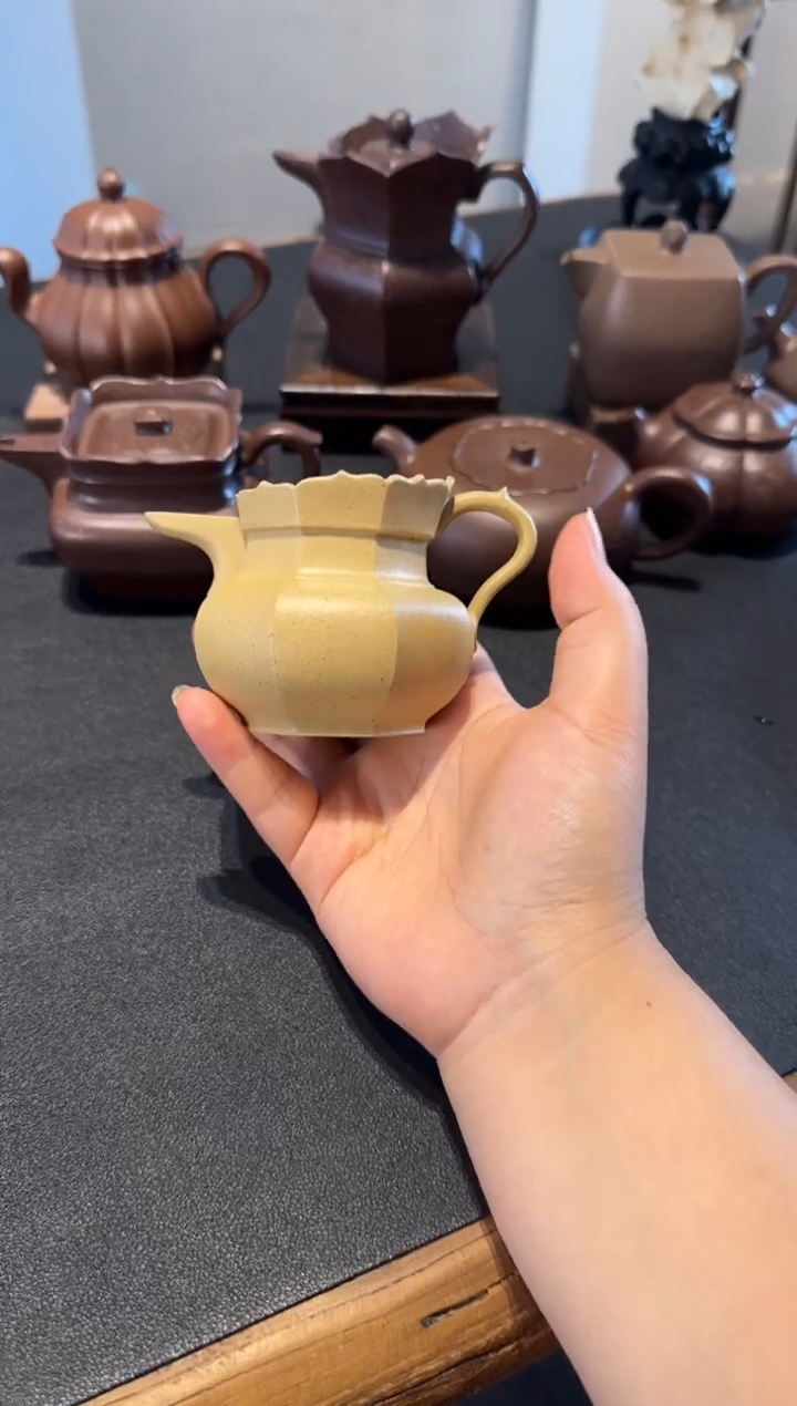 茶壶紫砂老***草八方僧帽 本绿