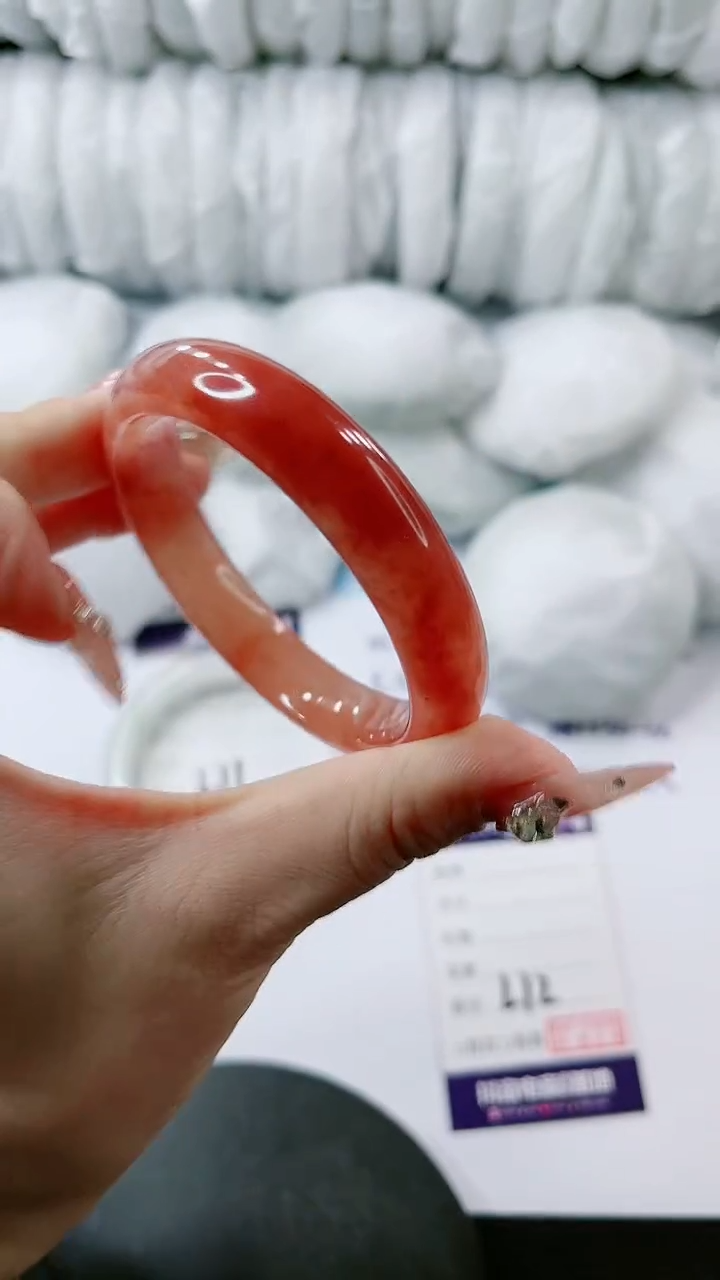 【闪购商品】石英质玉手镯未镶嵌多样性发货L12
