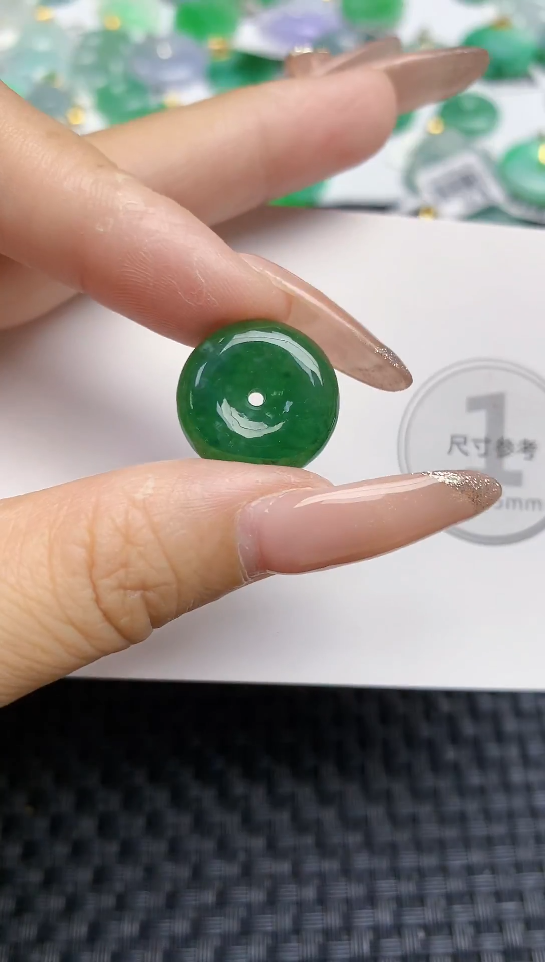 颈饰未镶嵌翡翠天然缅甸A货翡翠百元以上9元证书费自理