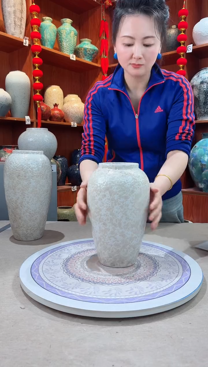 【闪购商品】瓶陶瓷花瓶 无花 茶白中号