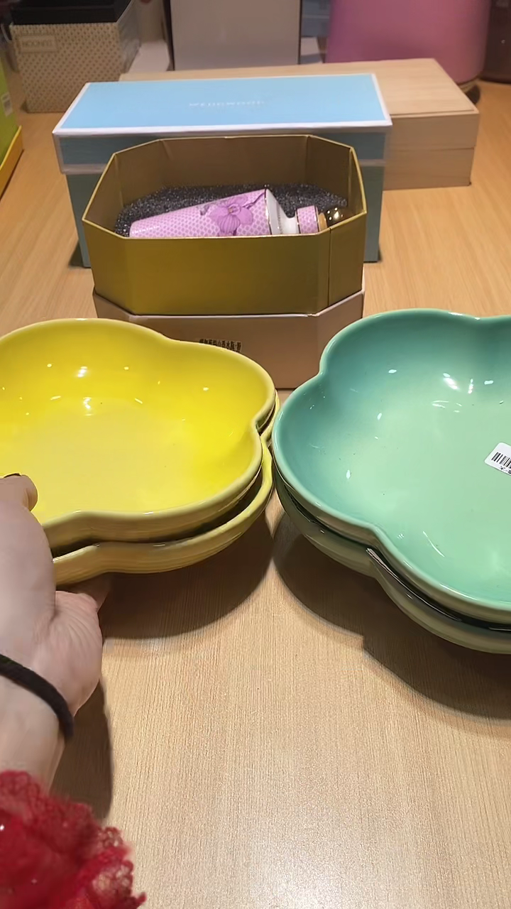 【闪购商品】瓷片锅碗瓢盆一件不剩