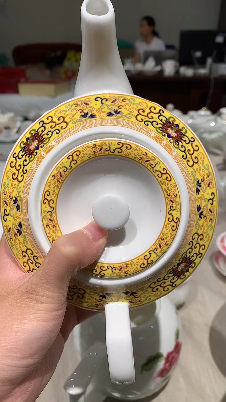 皇城壶隆达骨质瓷