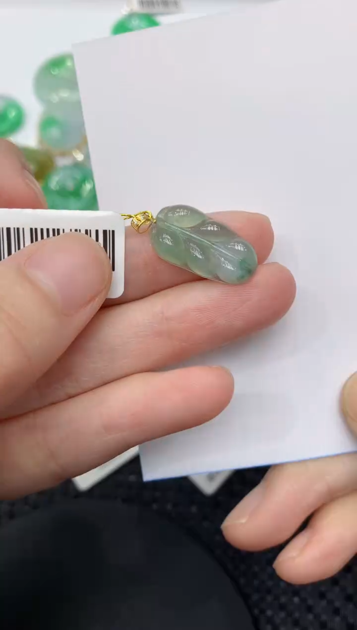 【闪购商品】翡翠颈饰18K金镶嵌11111111111