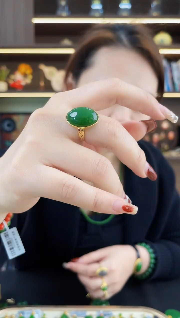 【闪购商品】和田玉·银S925镶嵌蛋面戒指