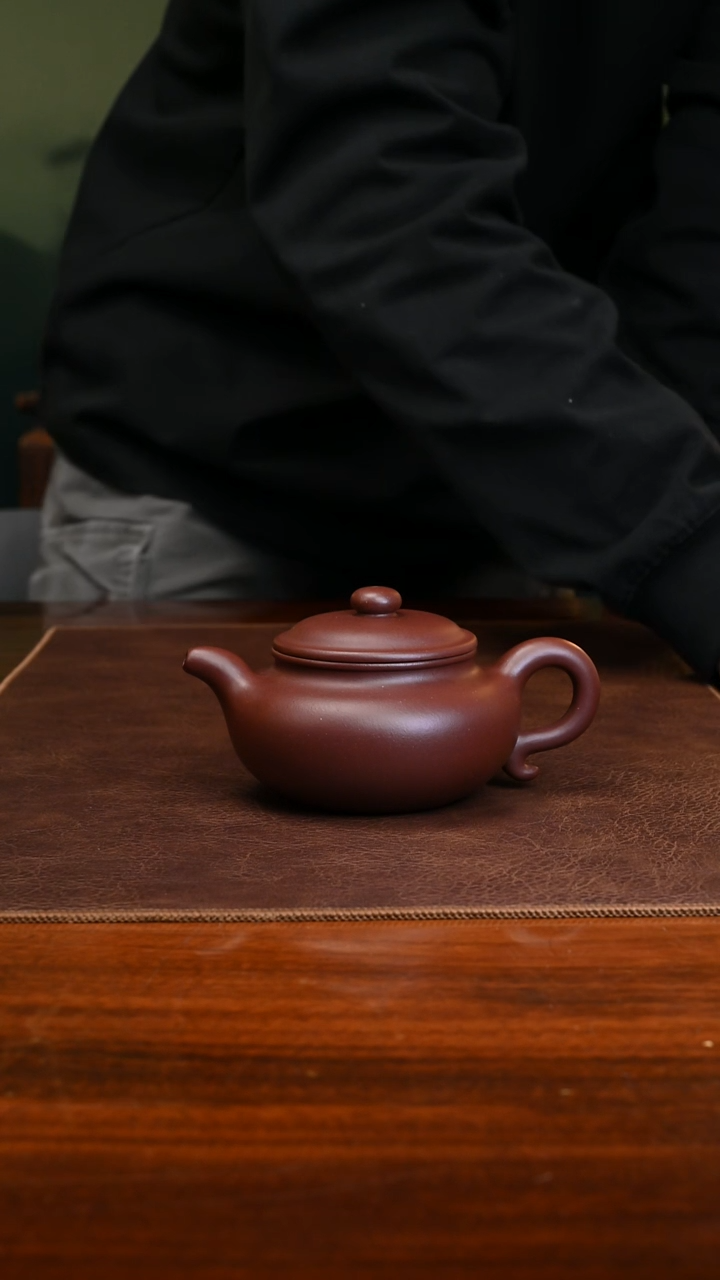 【闪购商品】紫砂茶壶佘子涵大亨仿古紫泥190cc