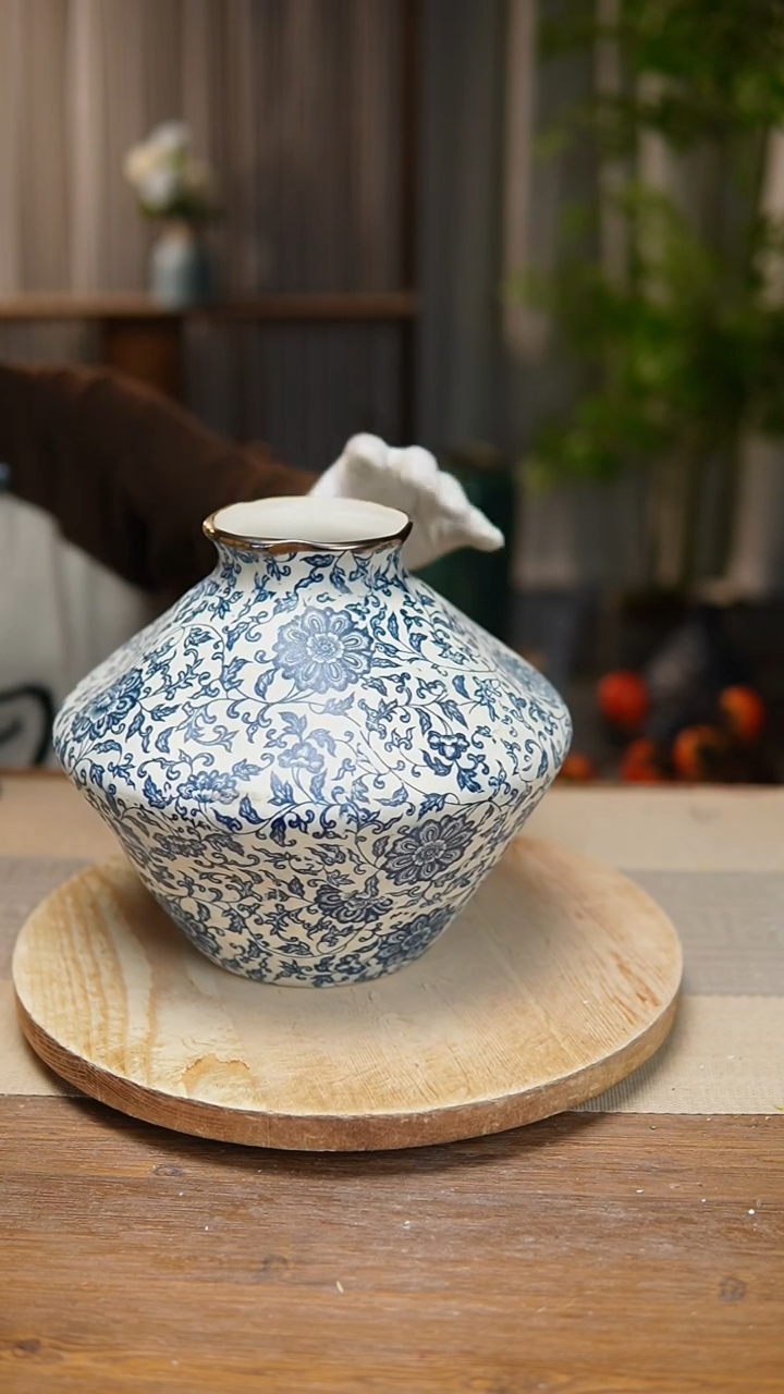 【闪购商品】陶瓷花器青花瓷缠枝莲飞碟