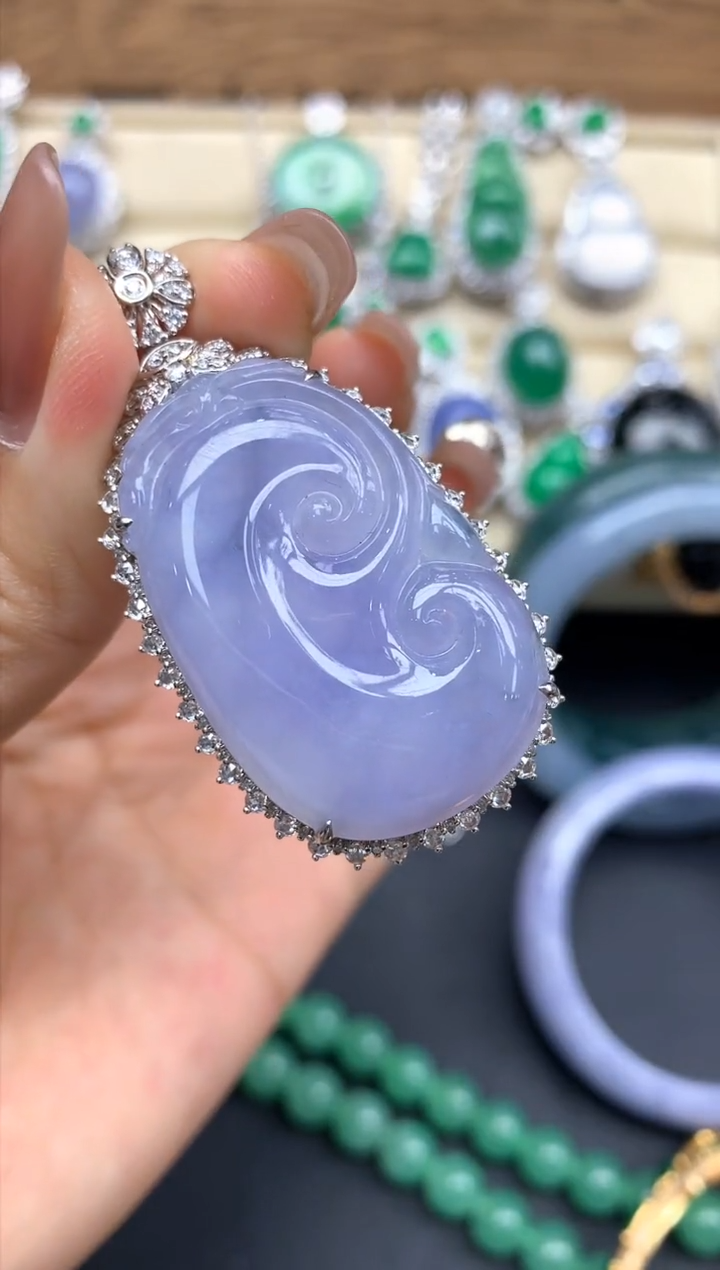 颈饰18K金镶嵌翡翠321-中国好珍宝