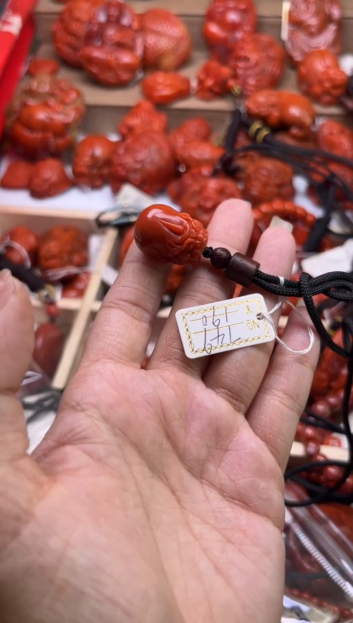 【闪购商品】南红玛瑙珠宝奇石未镶嵌749