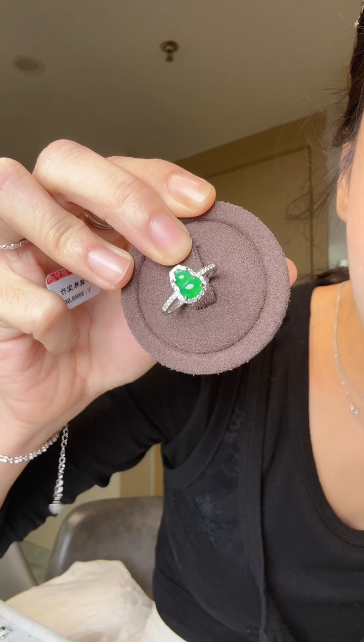 【闪购商品】翡翠戒指银S925镶嵌葫芦戒指