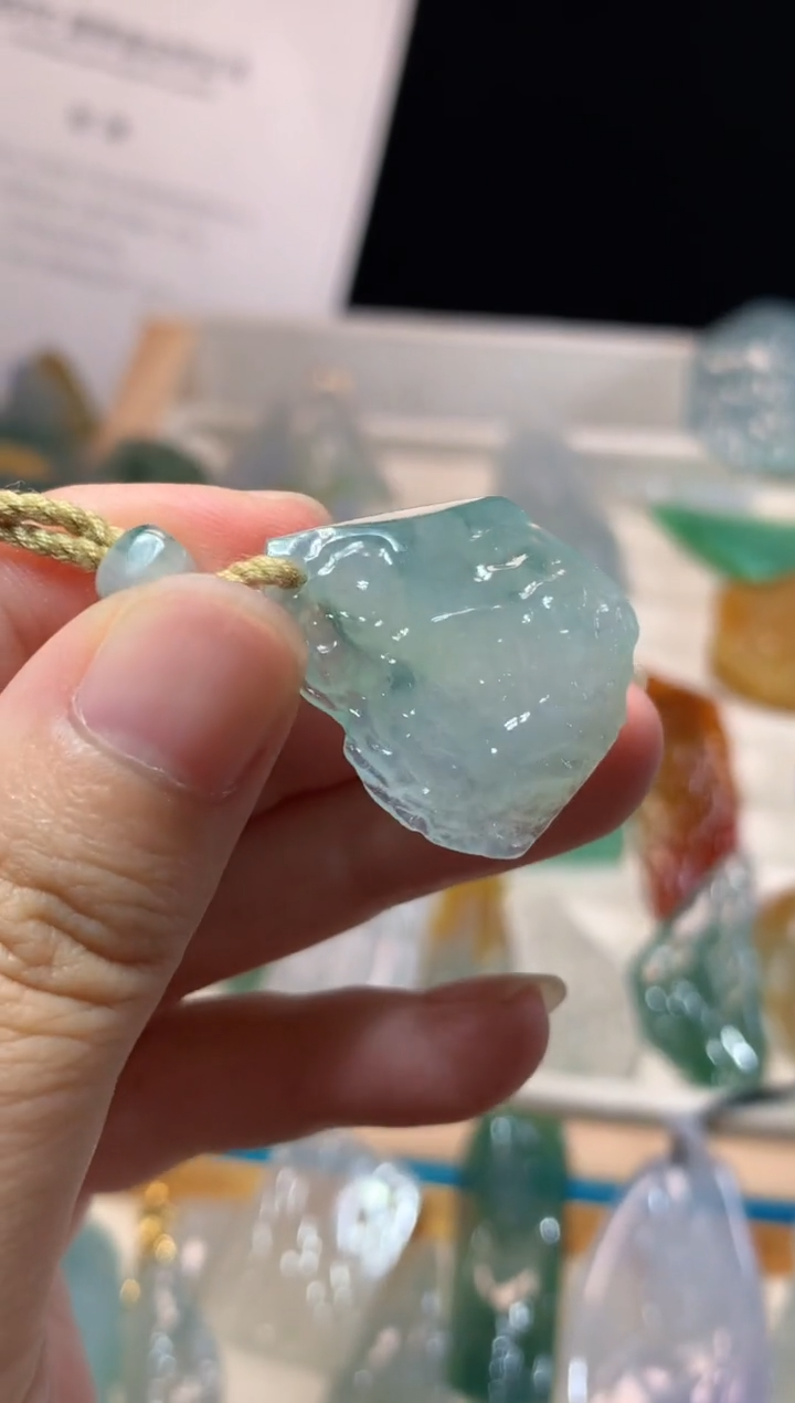 吊坠(不含链)未镶嵌翡翠吊坠