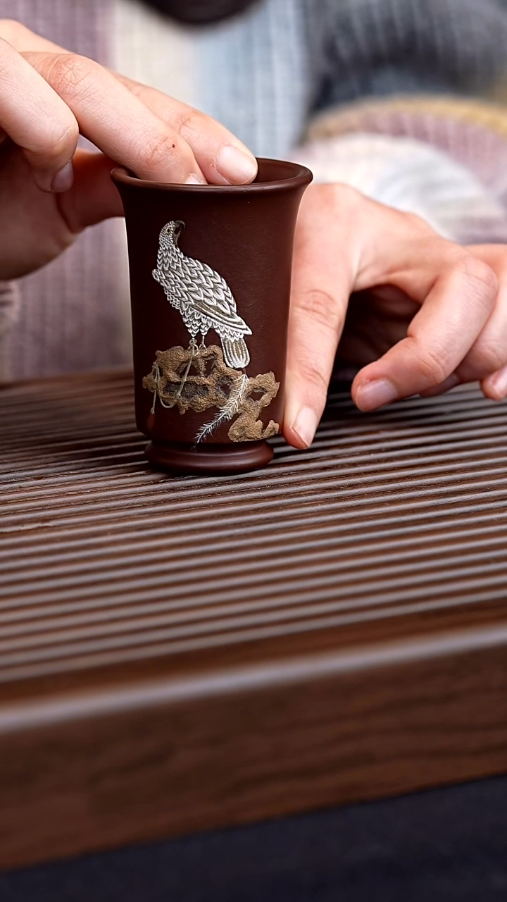 【闪购商品】泥绘雪鹰 一物见春